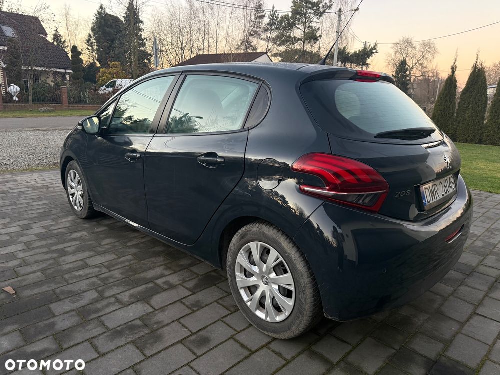 Peugeot 208 - 2