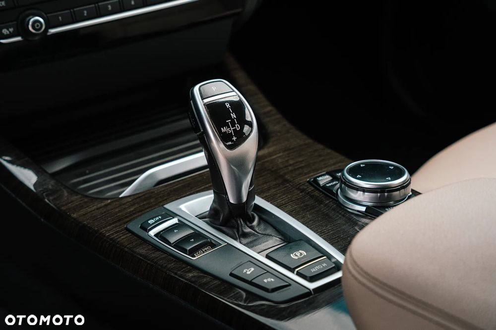 BMW X4 xDrive28i xLine - 8