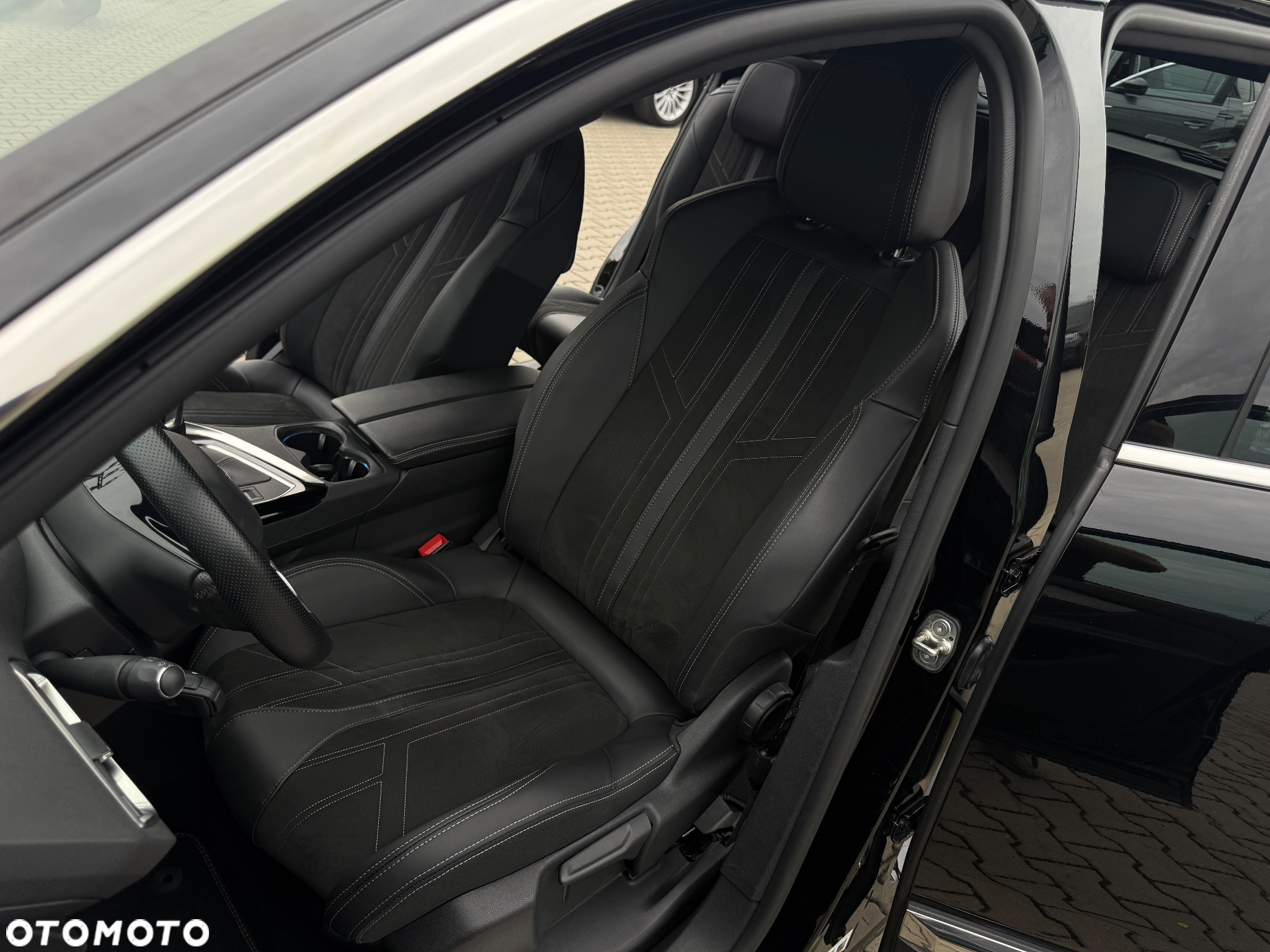 Peugeot 5008 1.5 BlueHDi GT S&S - 29