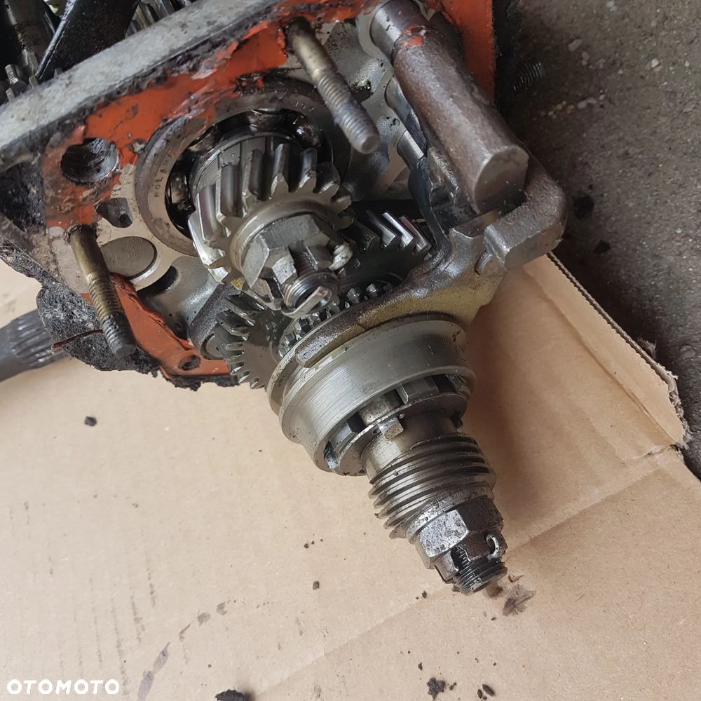 skrzynia biegów korpus dekiel półoś wałek główny mechaniz róznicowy fiat 126p maluch unikat z takim przebiegiem - 26