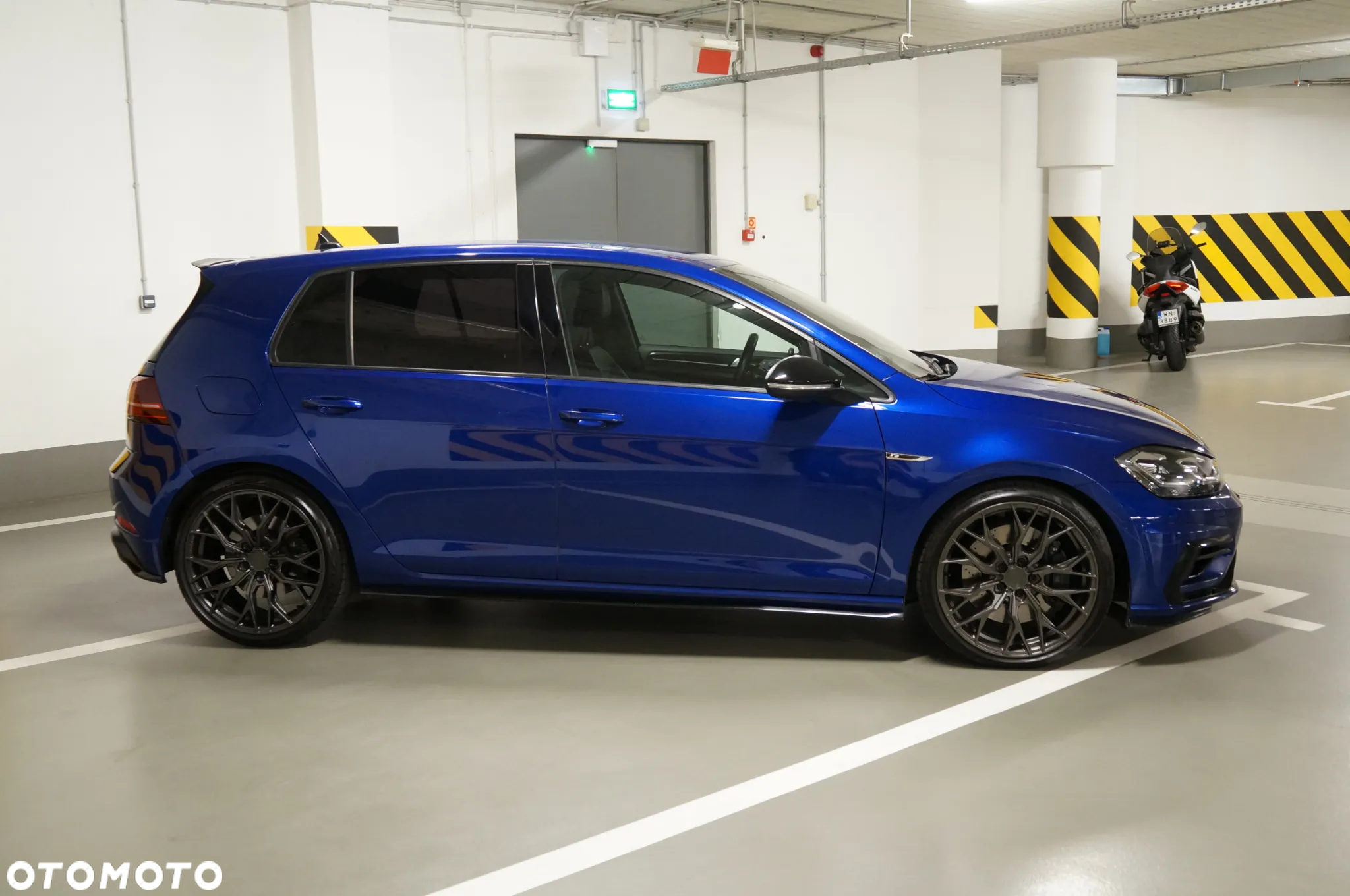 Volkswagen Golf R 4Motion (BlueMotion Technology) DSG - 16