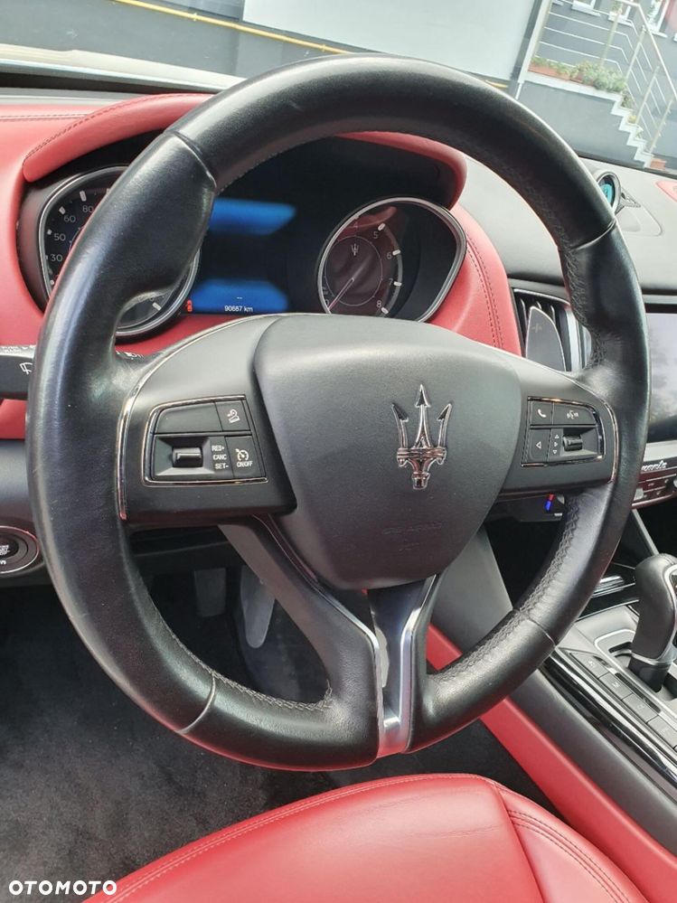Maserati Levante S Q4 - 21