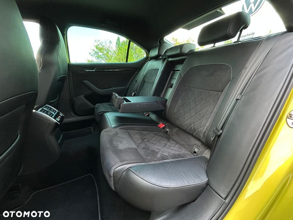 Skoda Superb 2.0 TSI 4x4 Sportline DSG - 19
