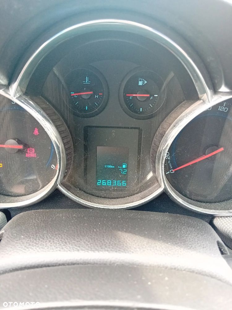 Chevrolet Cruze 2.0 D LT - 12