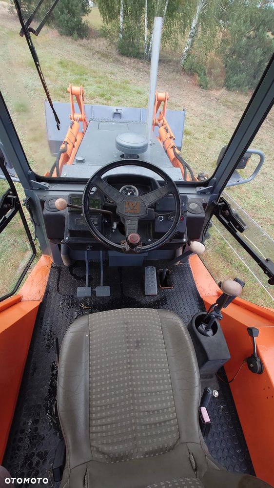 Komatsu Fai 266D - 6