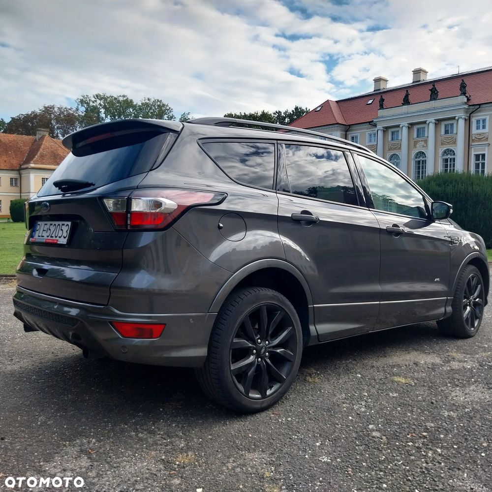 Ford Kuga 2.0 TDCi 4x4 ST-Line - 4
