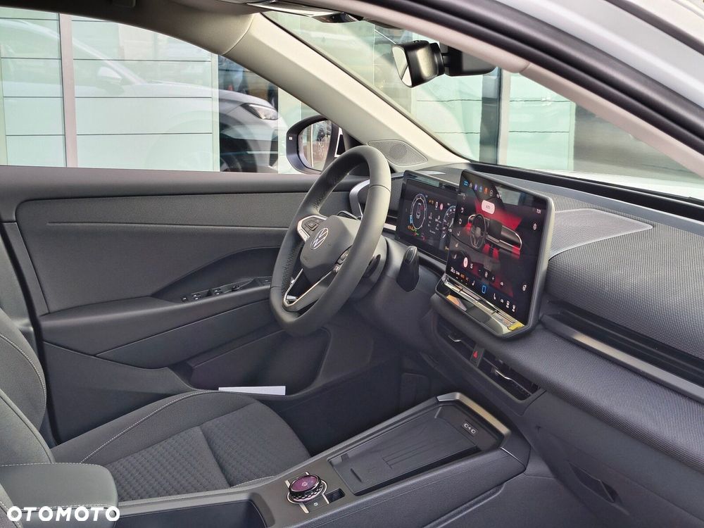 Volkswagen T-Roc - 24