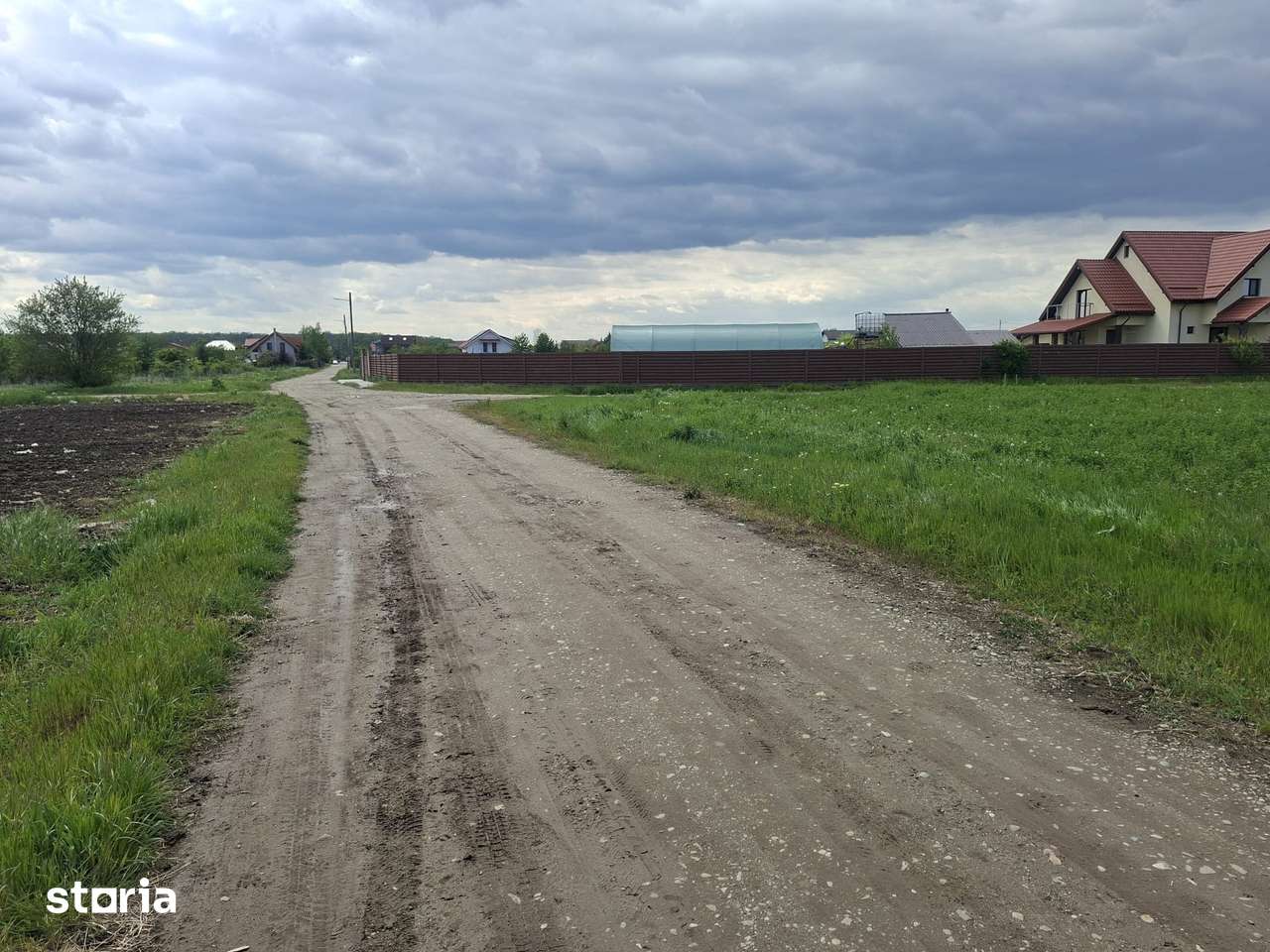 Teren de vanzare-Gulia-514 mp-30.000 Euro - Imagine principală: 4/9
