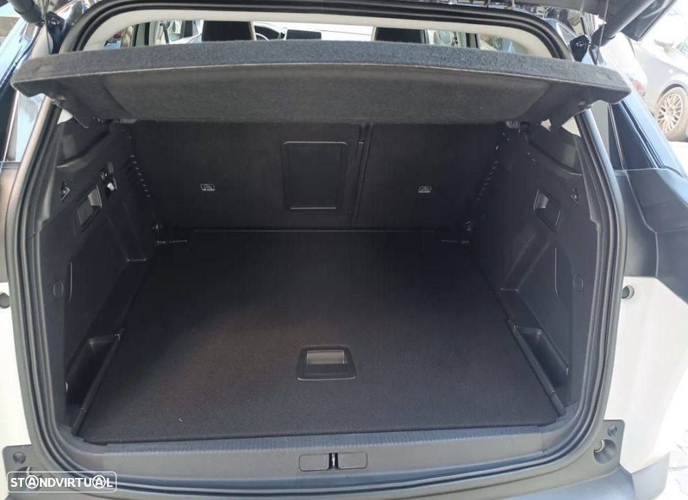 Peugeot 3008 PureTech 130 Stop & Start GPF EAT8 Allure - 9