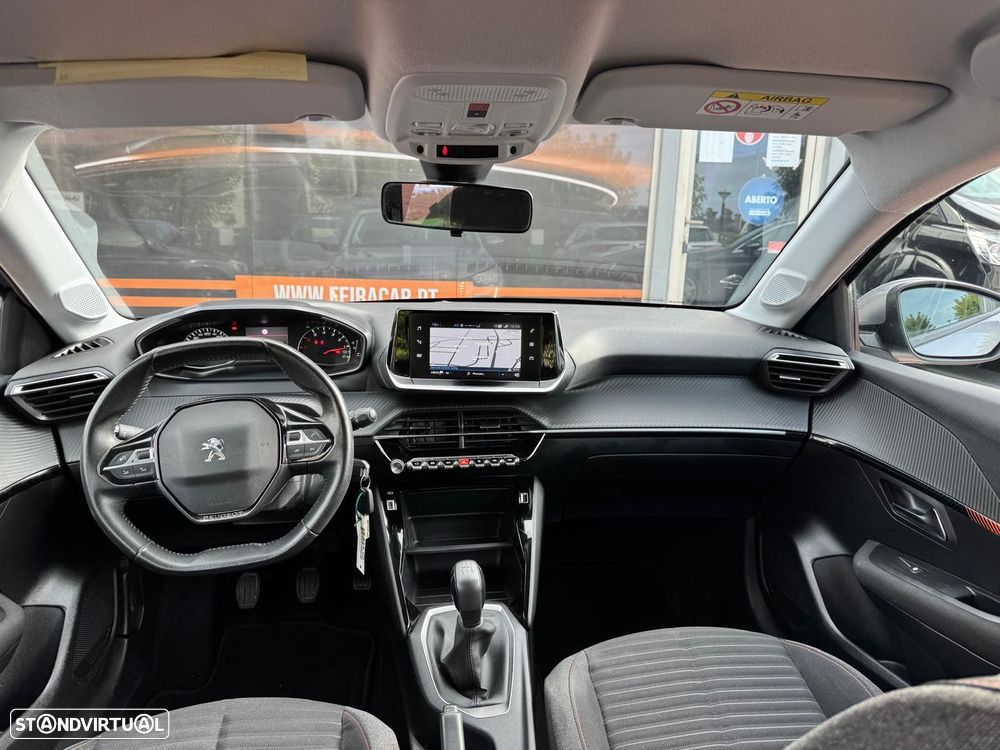 Peugeot 208 1.2 PureTech Active Pack - 33