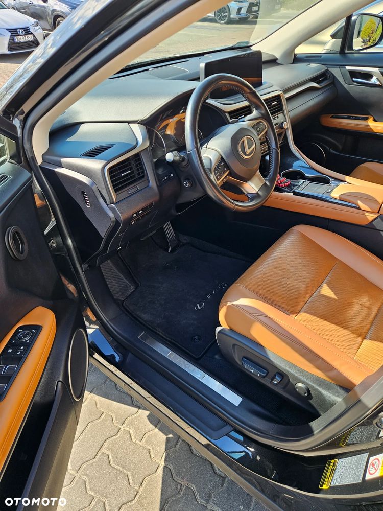 Lexus RX - 7