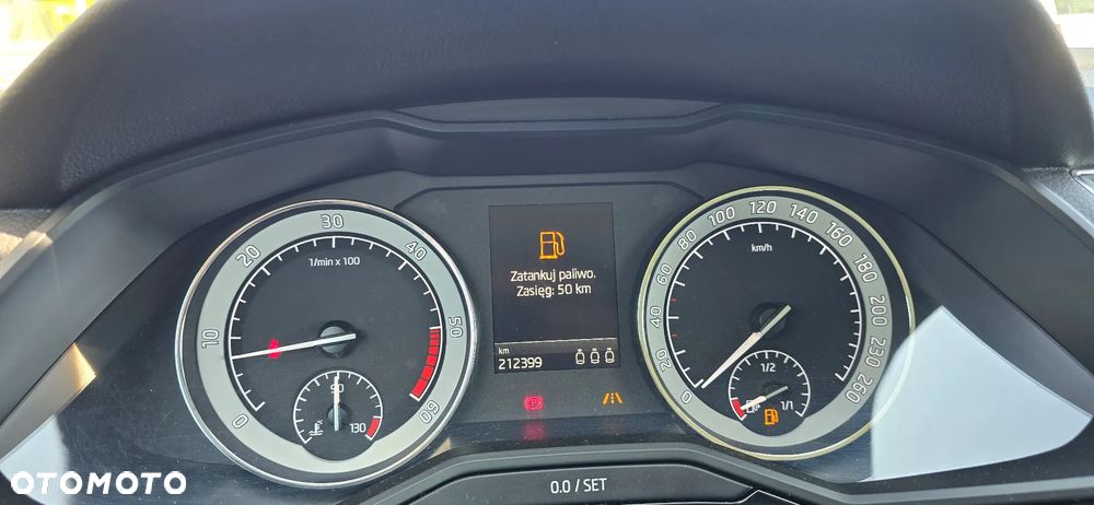 Skoda Superb 2.0 TDI L&K DSG - 16