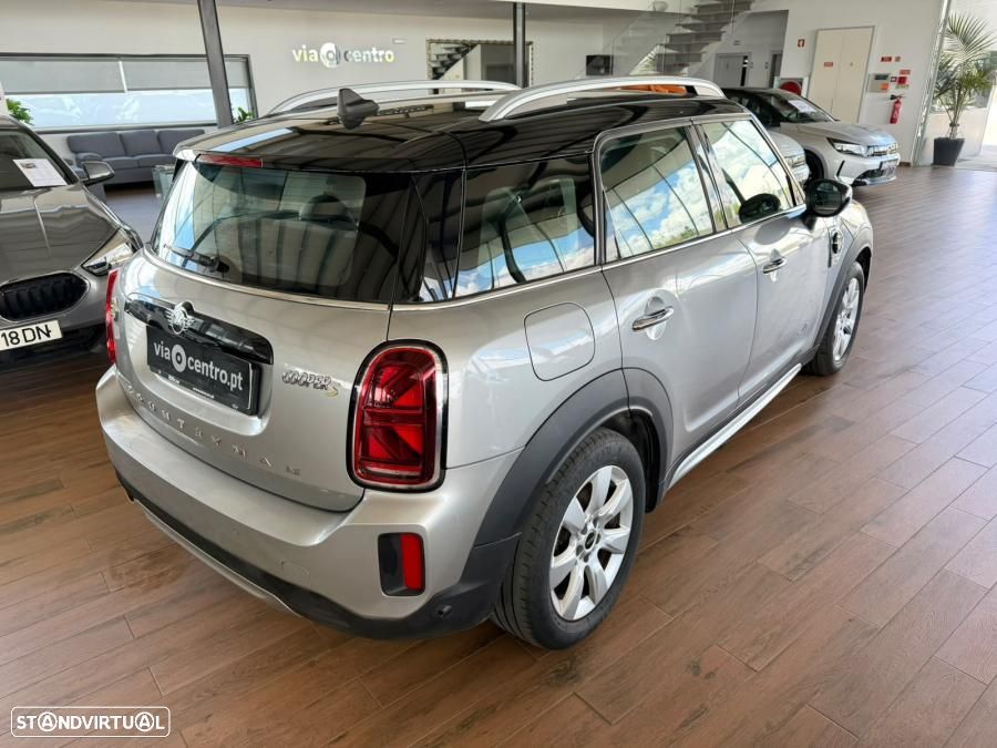 MINI Countryman Cooper SE ALL4 Auto - 2