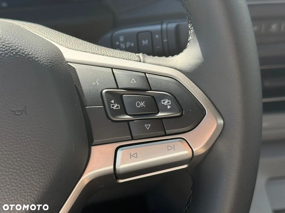 Volkswagen Caravelle - 26