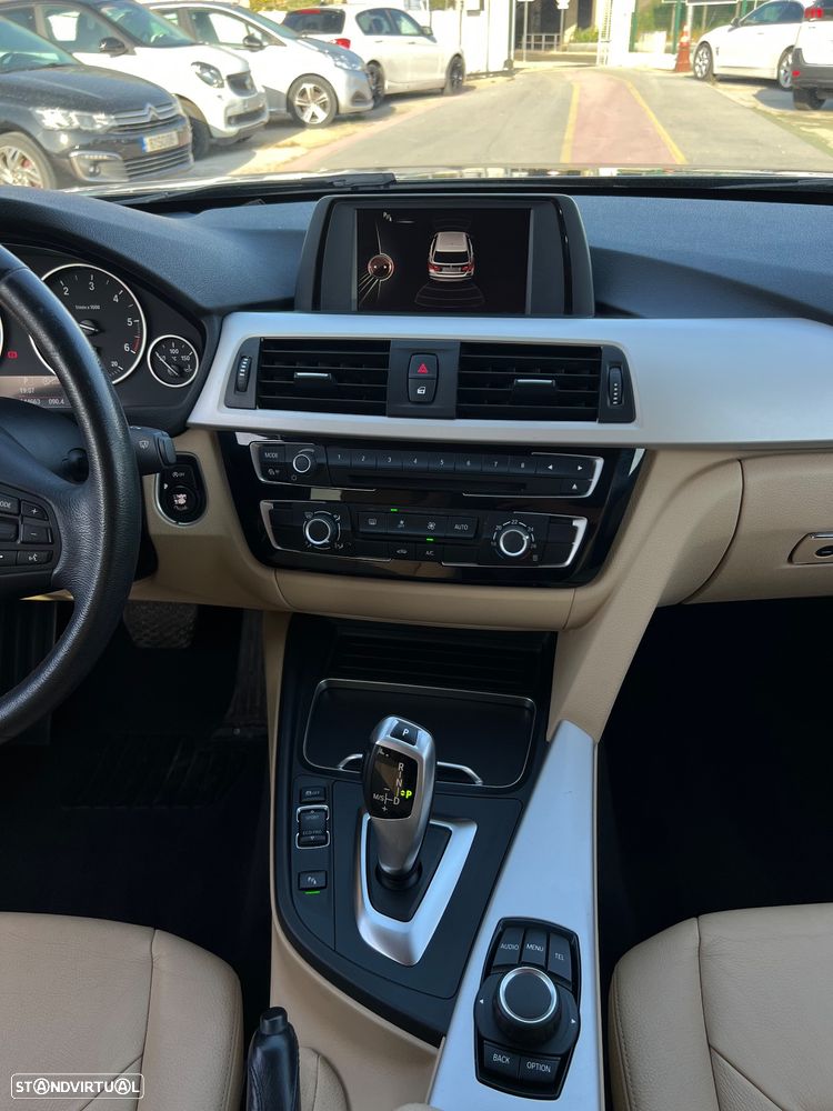 BMW 318 d Touring Auto - 16