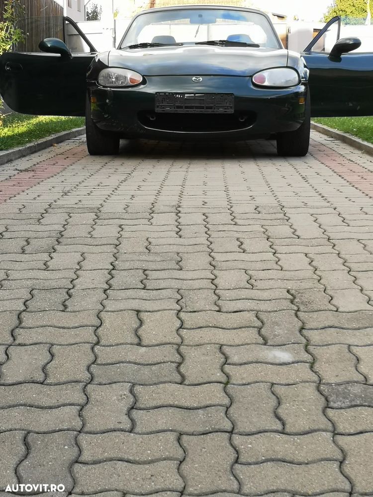 Mazda MX-5 1.6i 16V - 9
