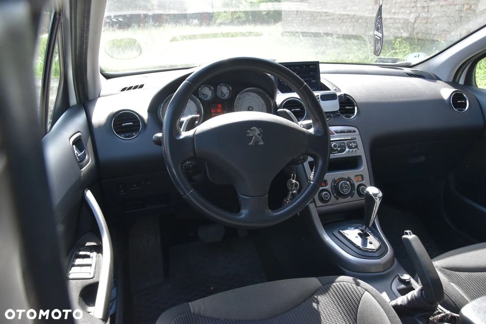 Peugeot 308 - 13