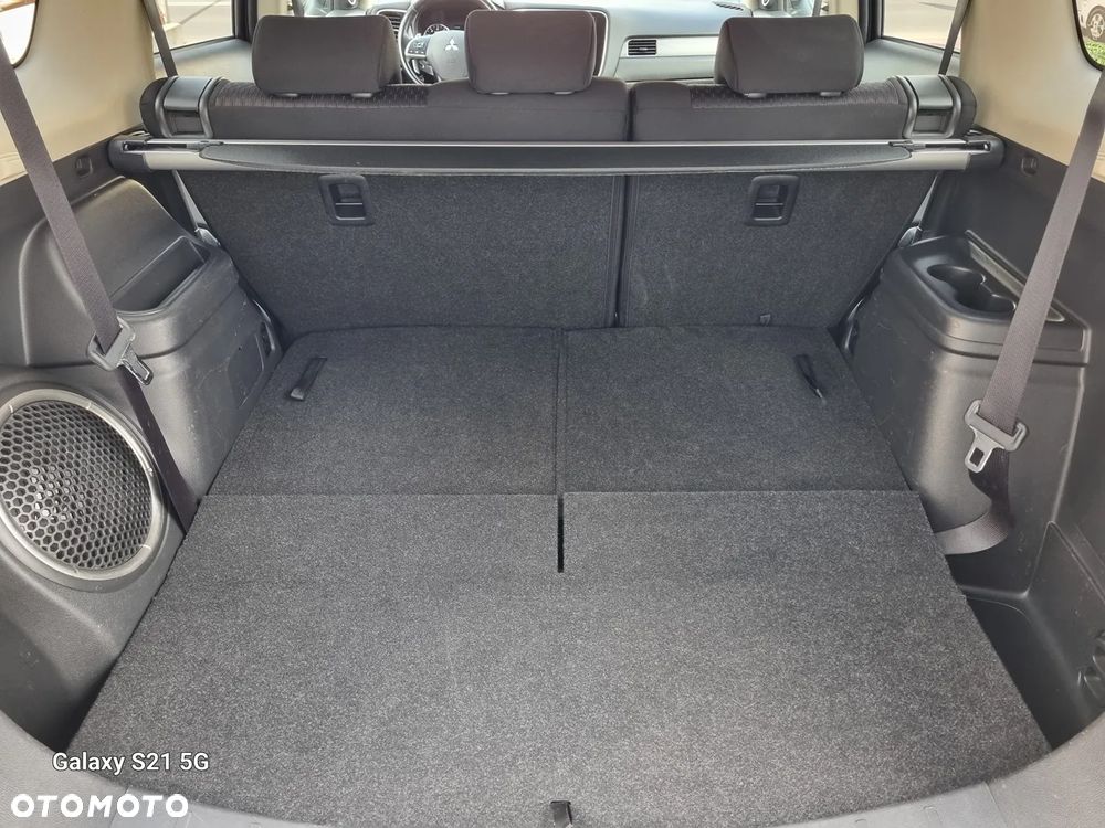 Mitsubishi Outlander 2.0 2WD CVT Edition - 17