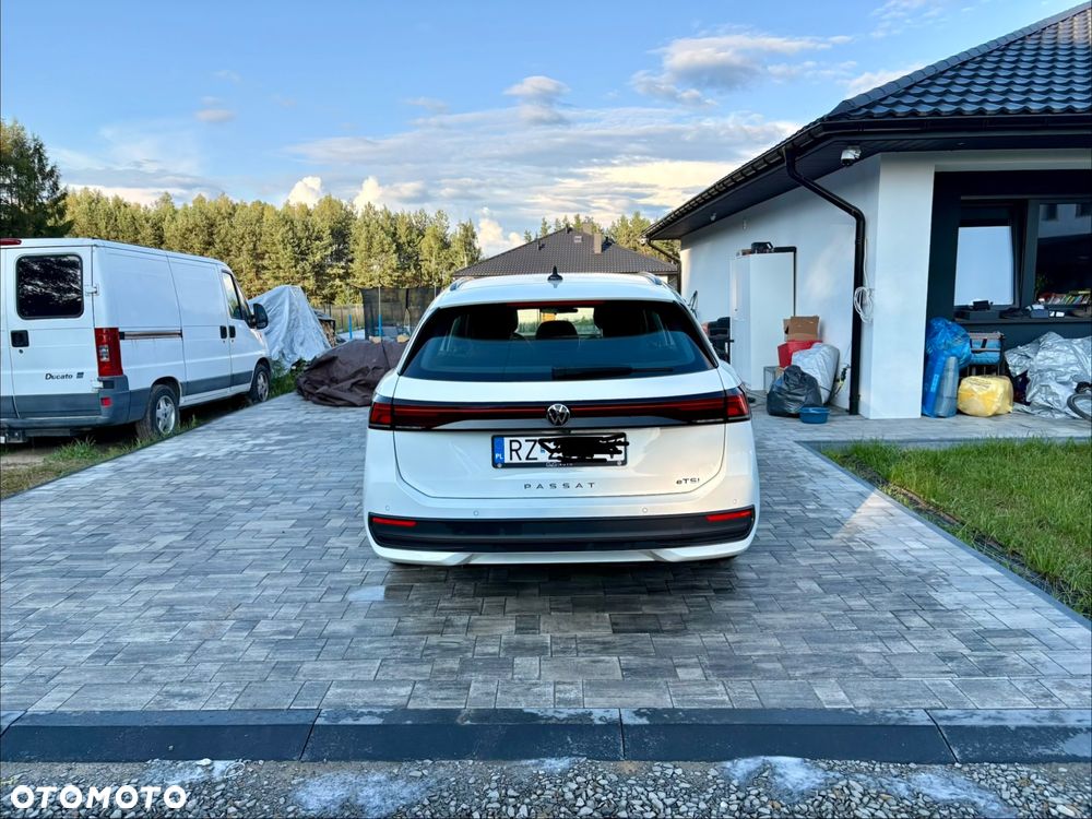 Volkswagen Passat - 6