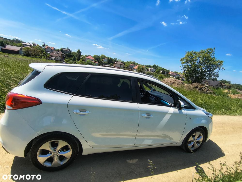Kia Carens 1.6 GDI L EU6 - 9