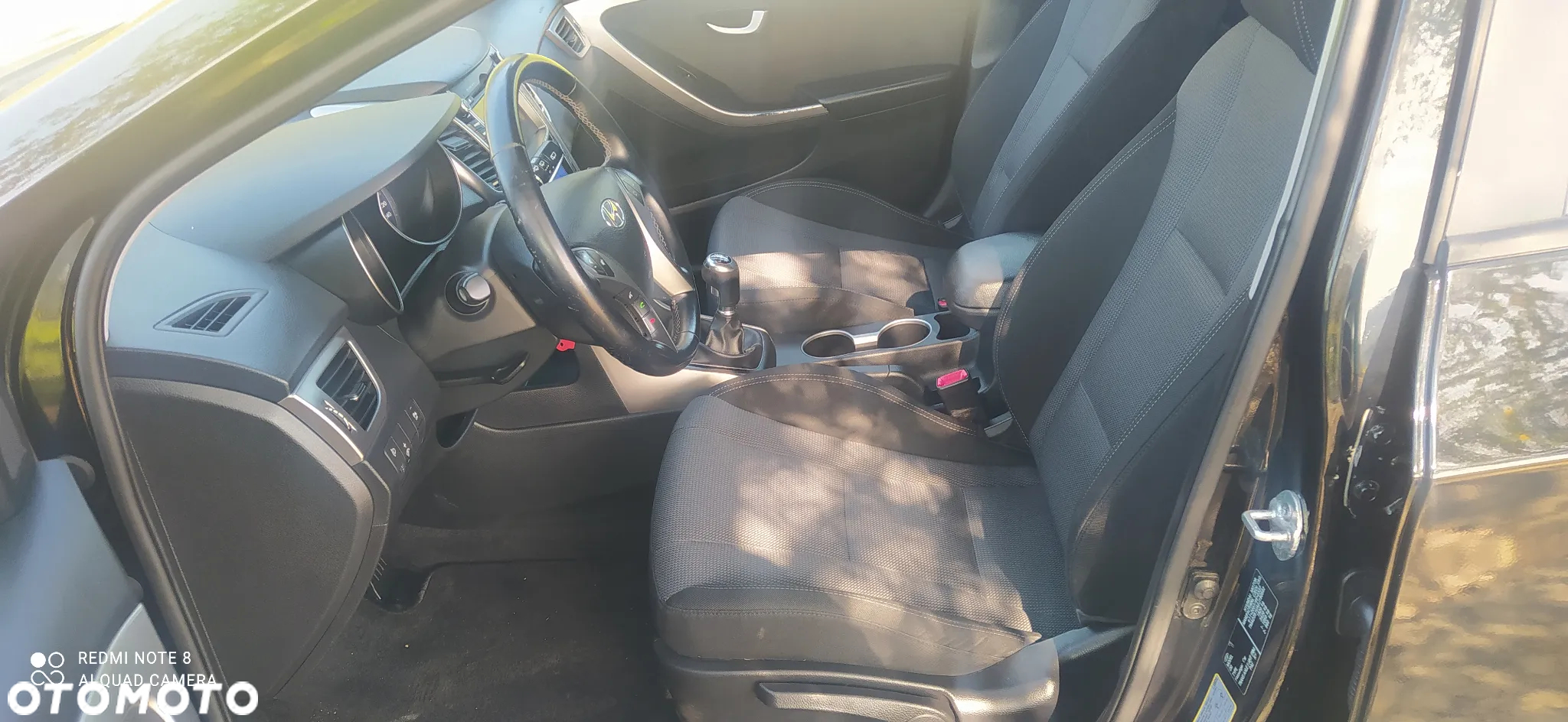 Hyundai i30 1.6 CRDi BlueDrive Premium - 18