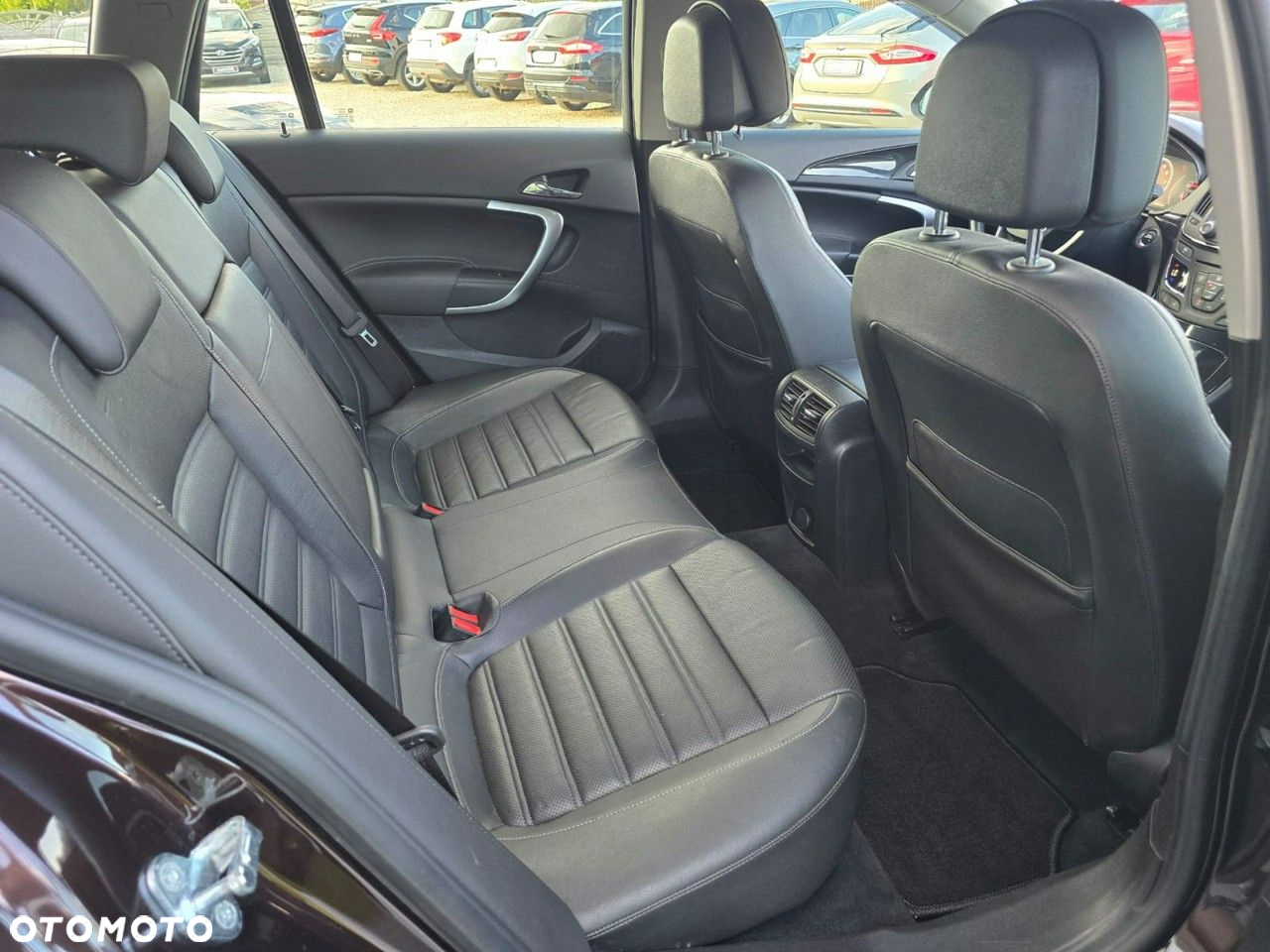 Opel Insignia - 14