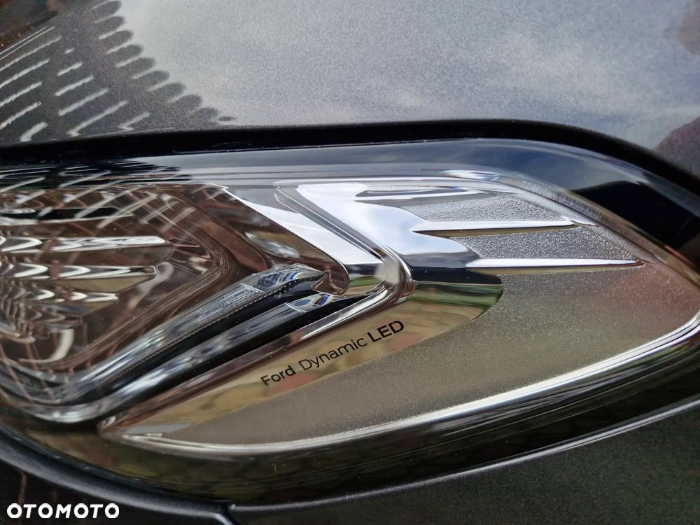 Ford Mondeo 2.0 TDCi Titanium PowerShift - 23