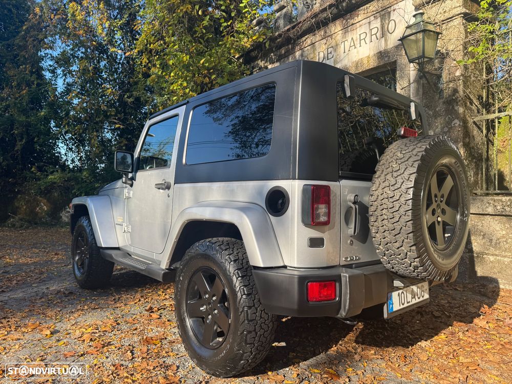 Jeep Wrangler 2.8 CRD ATX Sport - 36