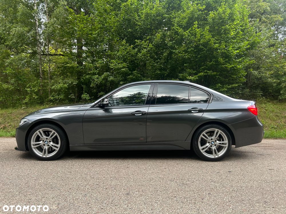BMW Seria 3 330i Edition M Sport Shadow - 4