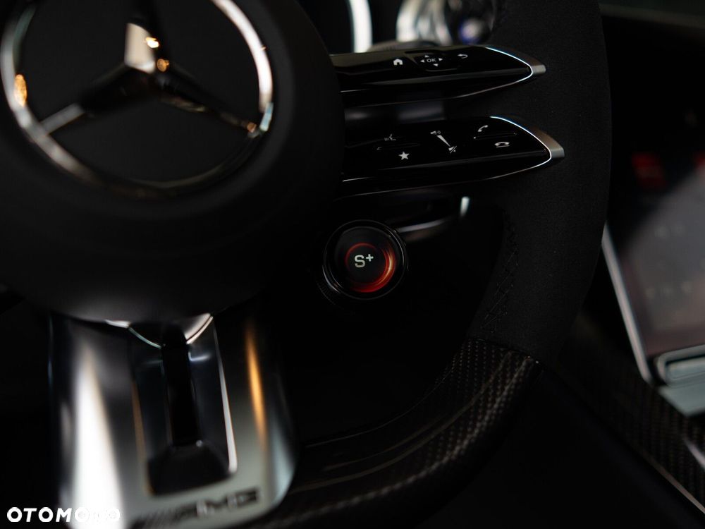 Mercedes-Benz AMG GT - 26