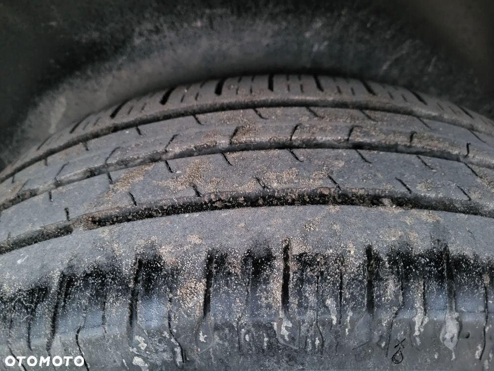 Volkswagen Caddy - 18