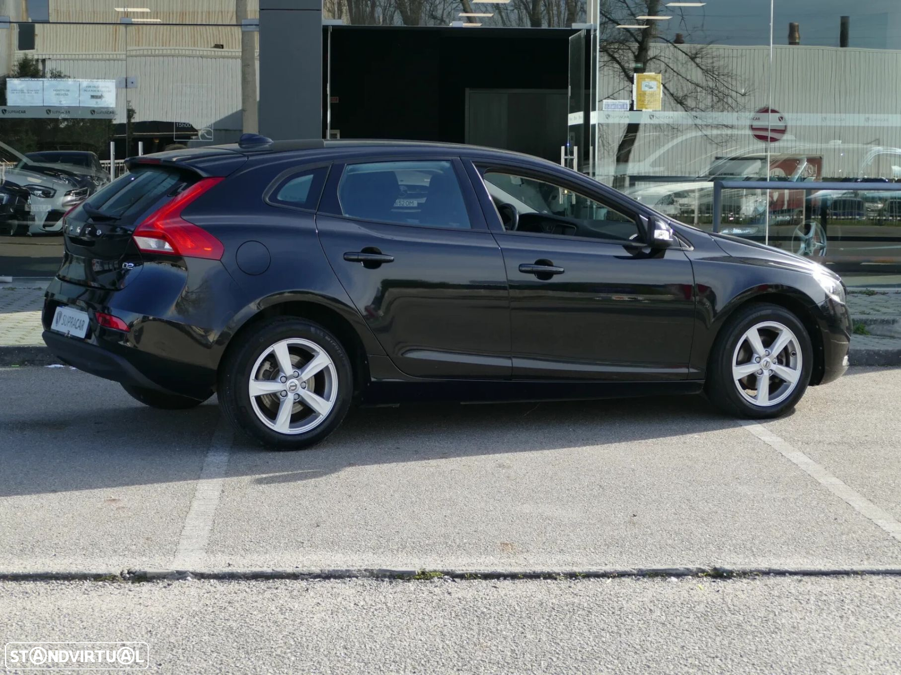 Volvo V40 2.0 D2 Momentum - 8
