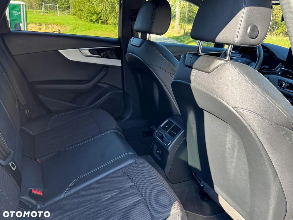 Audi A4 Avant 40 TDI quattro S tronic S line - 15