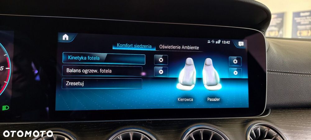 Mercedes-Benz CLS - 24