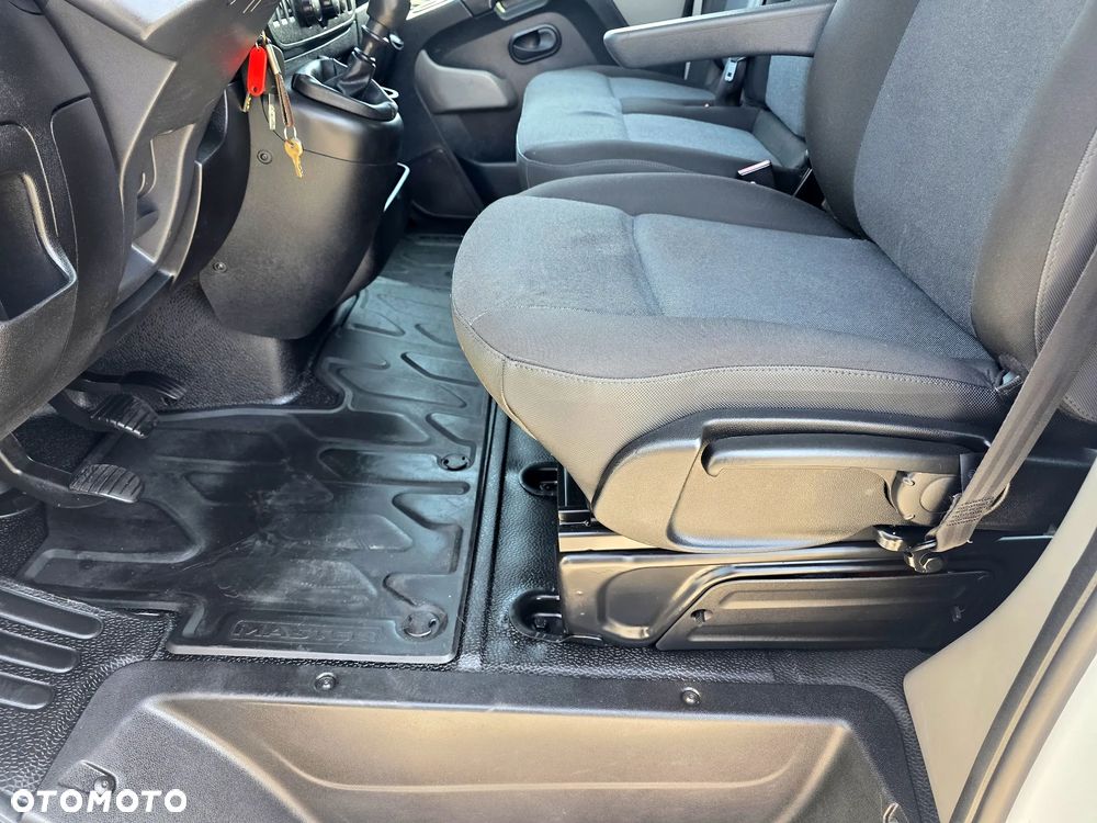 Renault MASTER 2,3 DCI 163 KONNA DOKA BRYGADÓWKA 7 OSOBOWA 3,3M SKRZYNIA KLIMA WEBASTO GWARANCJA BLIŻNIAKI DO 3,5T - 14