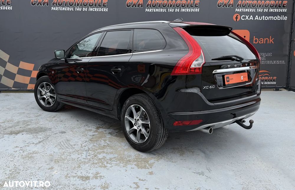 Volvo XC 60 D3 Geartronic Summum - 3