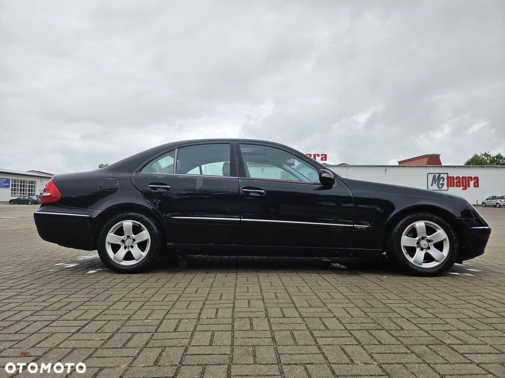 Mercedes-Benz Klasa E 320 Elegance - 8