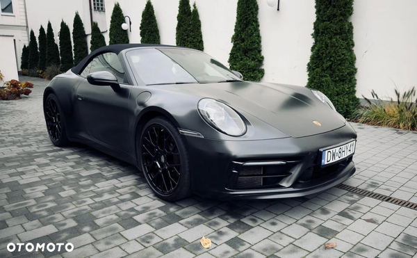 Porsche 911 Carrera 4 Cabrio
