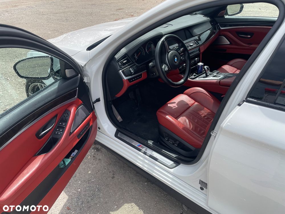 BMW M5 Standard - 13