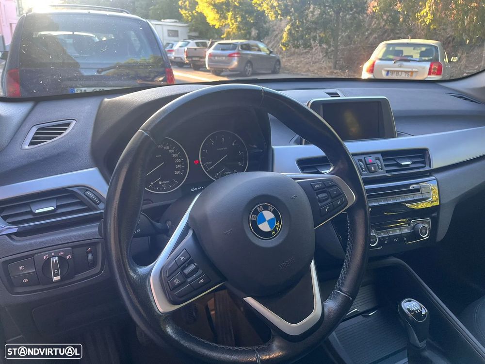 BMW X1 18 d sDrive - 10