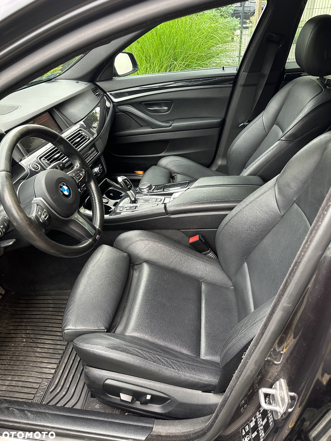 BMW Seria 5 520d xDrive Luxury Line - 11