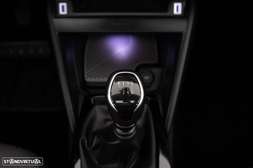 Citroën C4 1.2 PureTech Shine - 28