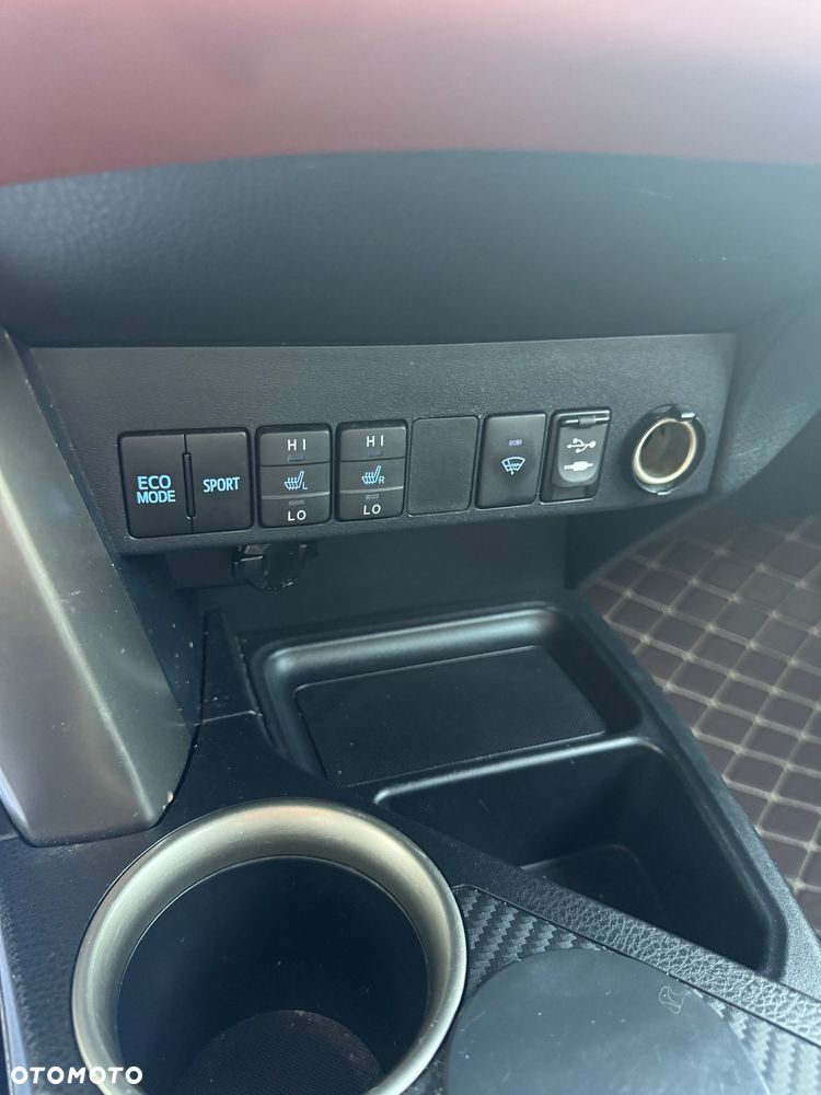 Toyota RAV4 2.0 Premium MS - 32