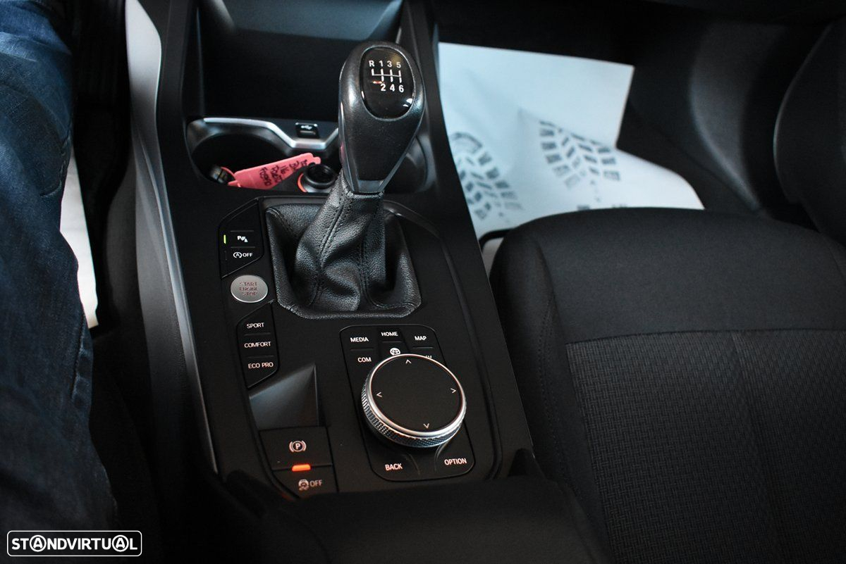 BMW 116 d EDynamics Advantage - 11