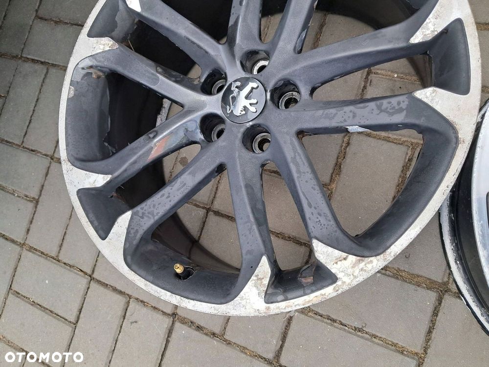 Peugeot RCZ felgi aluminiowe 19" 5x108 ET27 - 10