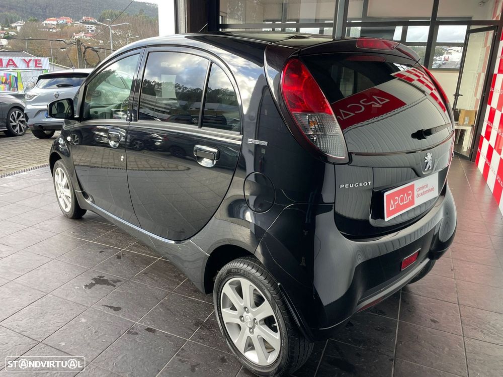 Peugeot iOn Active - 12