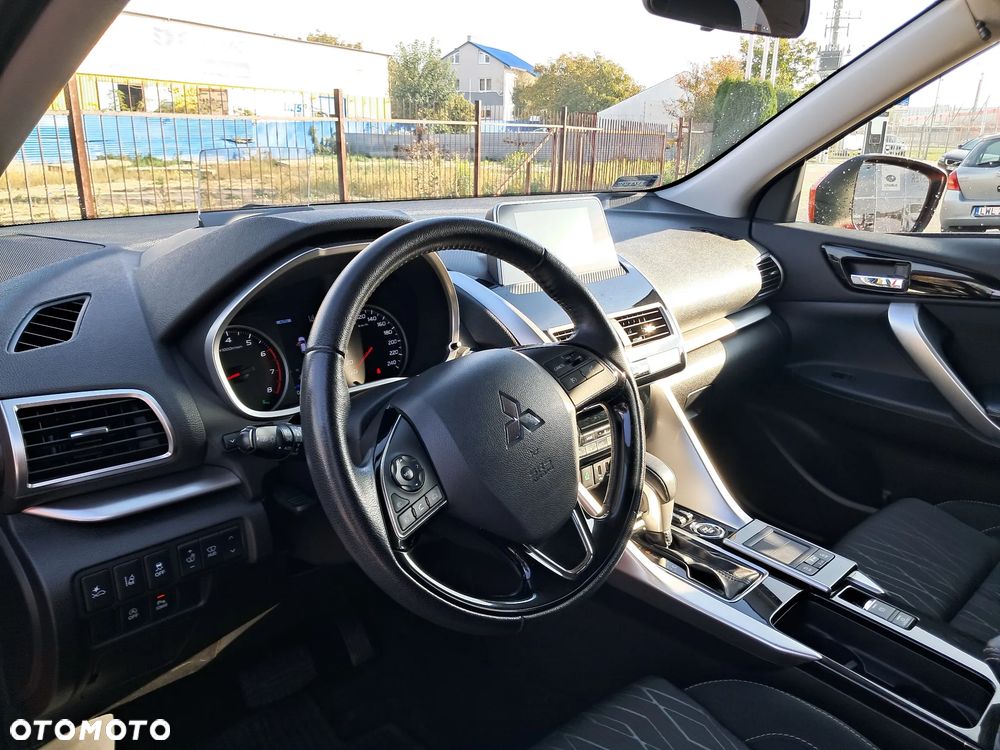 Mitsubishi Eclipse Cross 1.5 T Intense Plus CVT 4WD - 11