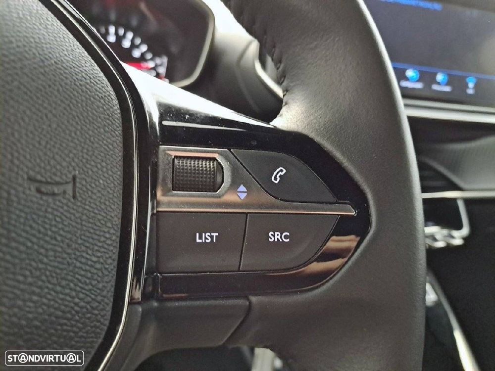 Peugeot 2008 1.2 PureTech Style - 17