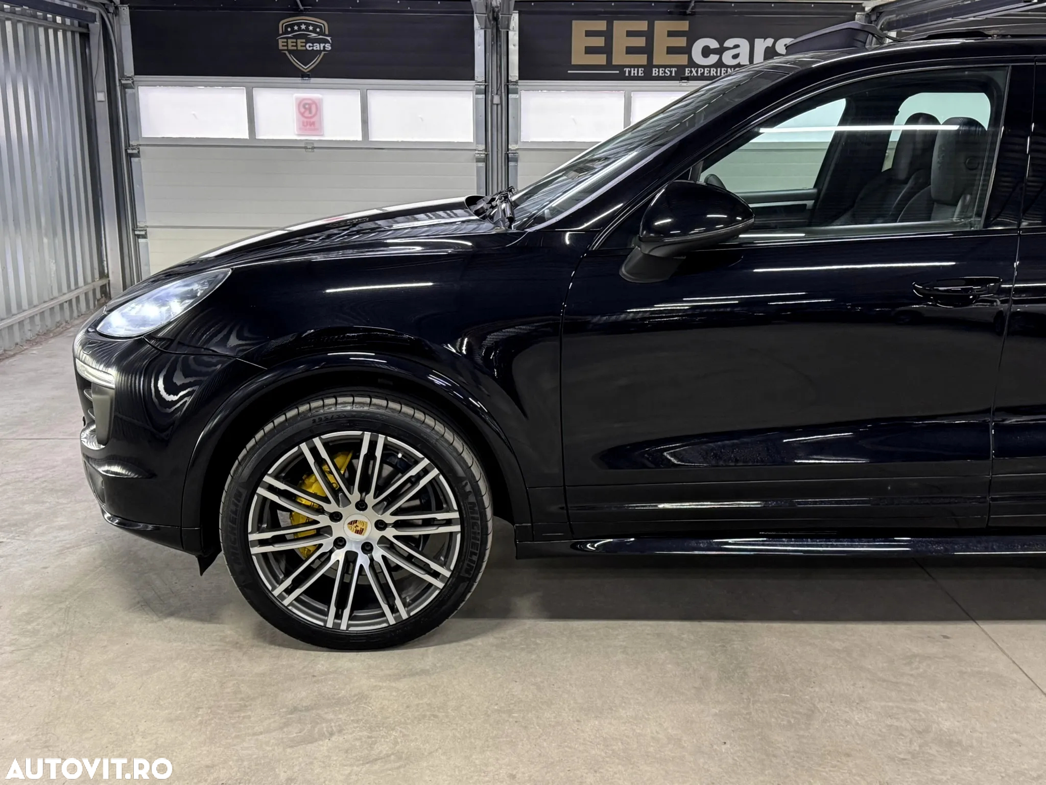 Porsche Cayenne Diesel Platinum Edition - 11