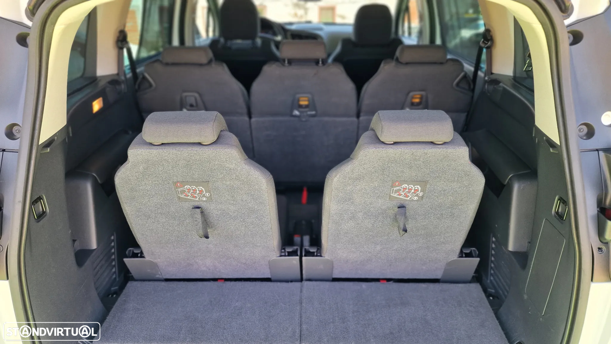 Peugeot 5008 2.0 BlueHDi Allure J17 - 23
